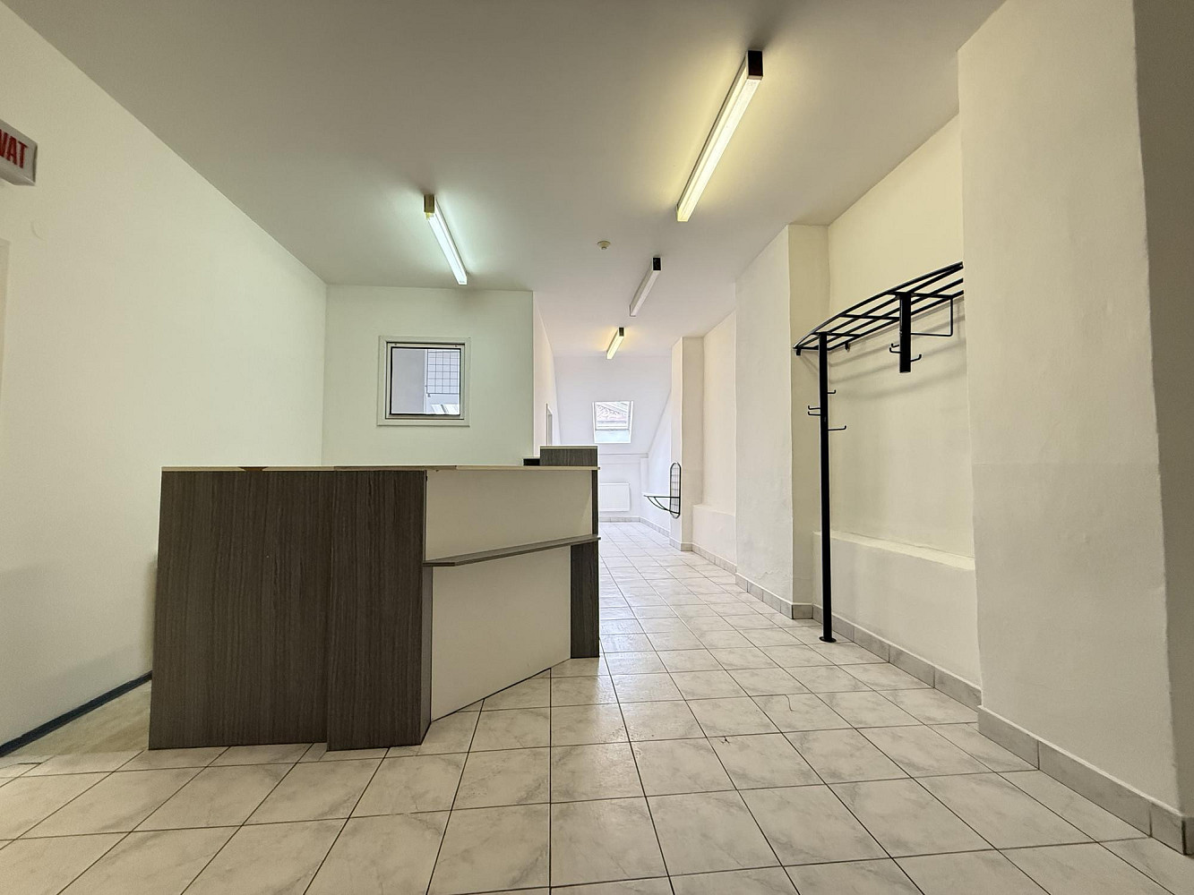 Pronájem komerčního objektu (jiného typu) 82 m² – fotografie 3