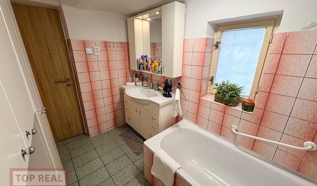 Prodej domu 90 m² s pozemkem 486 m², Roštín – náhled fotky 17