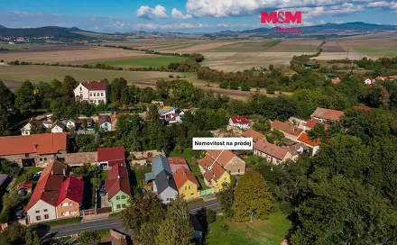 Prodej domu 240 m² s pozemkem 1 012 m², Počedělice - Orasice, okres Louny
