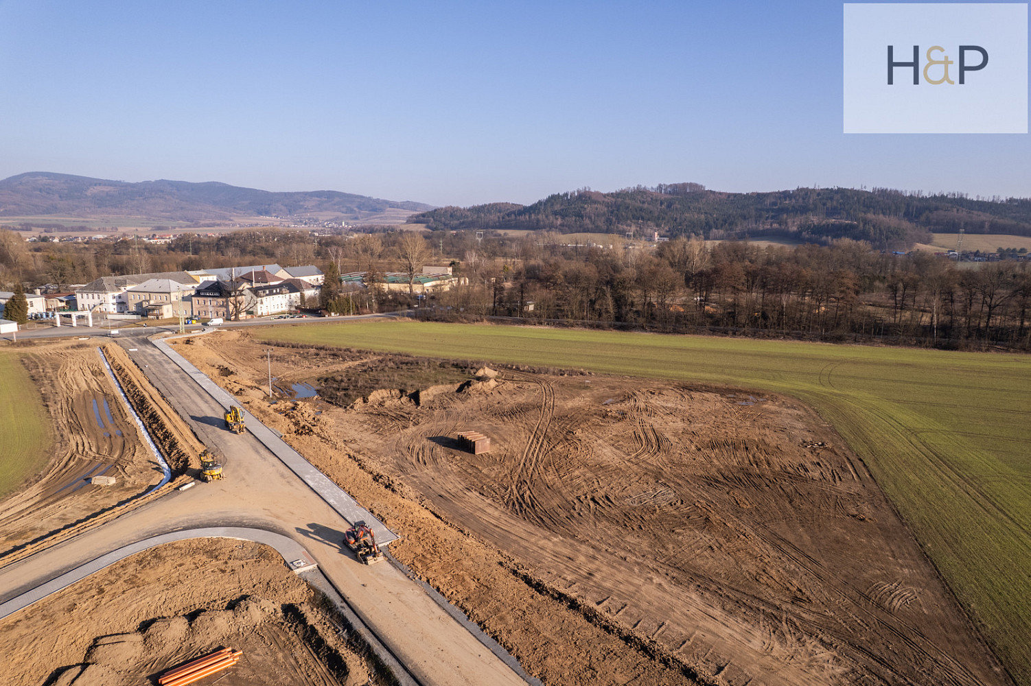 Prodej komerčního pozemku 50 574 m² – fotografie 3