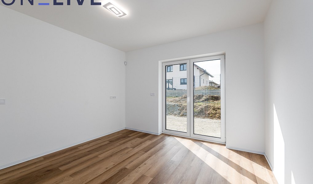 Prodej domu 92 m² s pozemkem 704 m², Kladruby – náhled fotky 10