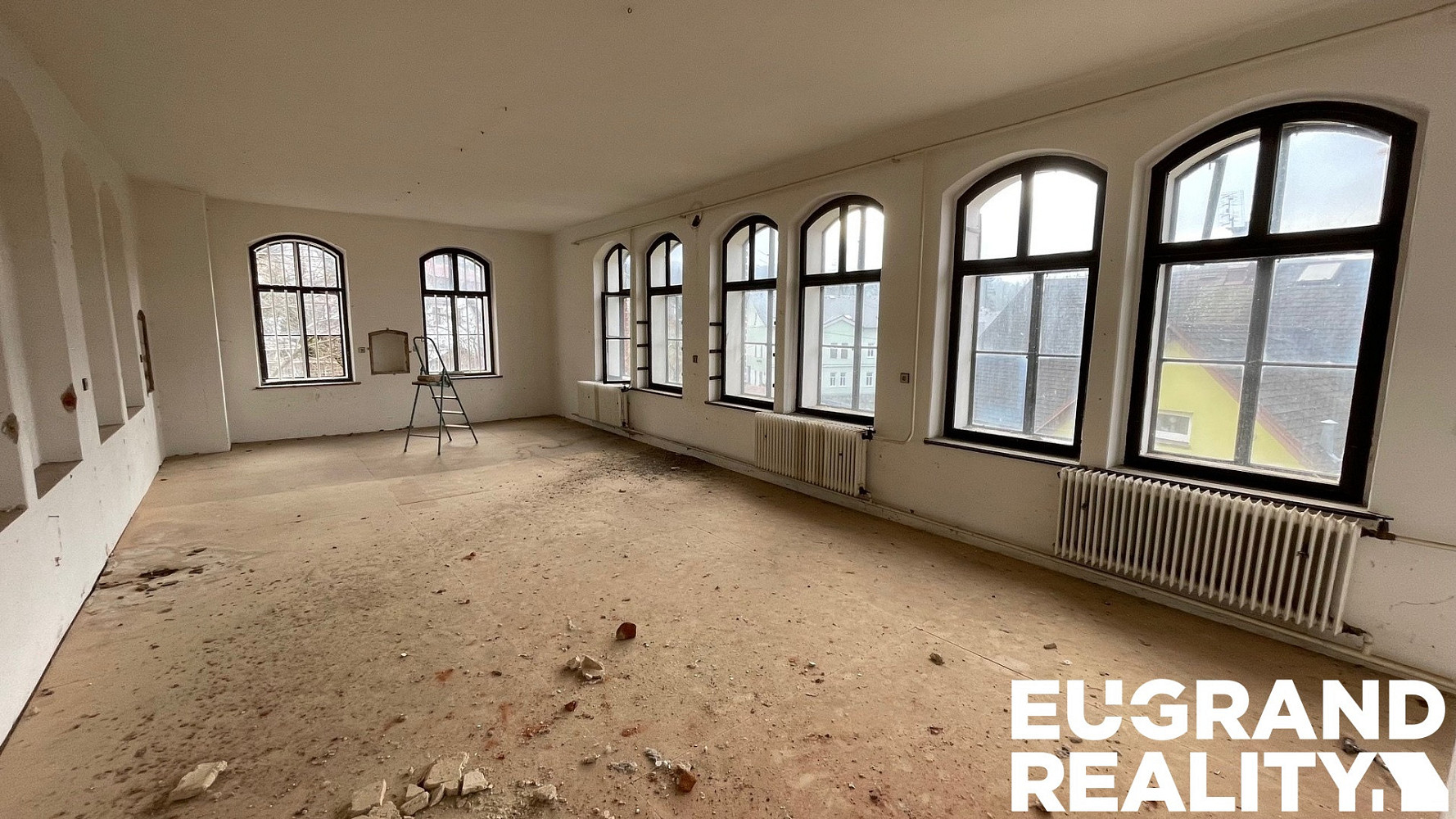 Pronájem domu 200 m² s pozemkem 500 m² – fotografie 4