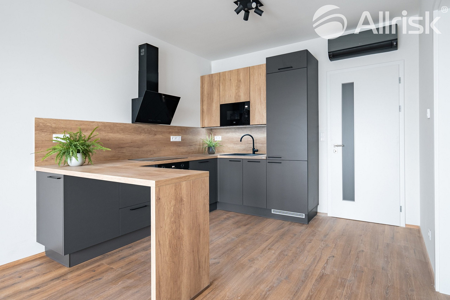 Pronájem bytu 2+kk 48 m²