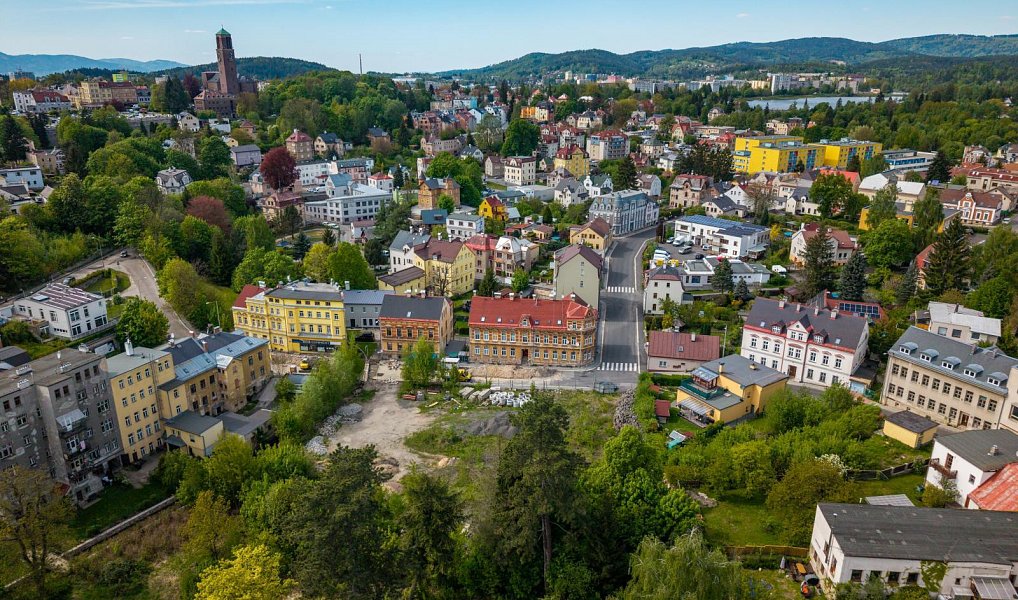 Prodej domu 1 578 m² s pozemkem 6 942 m², Jablonec nad Nisou – náhled fotky 7