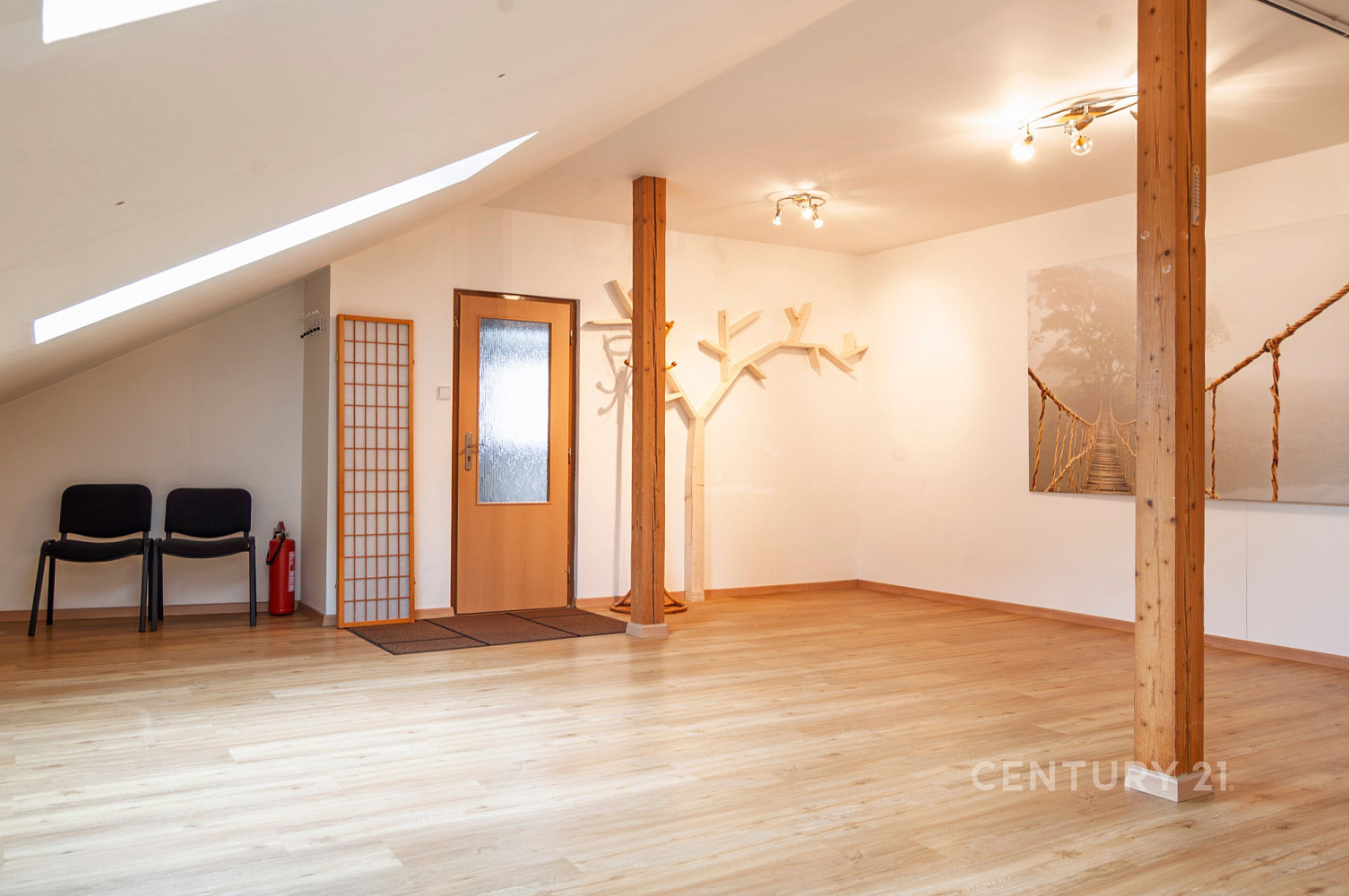 Pronájem obchodních prostor 82 m² – fotografie 4