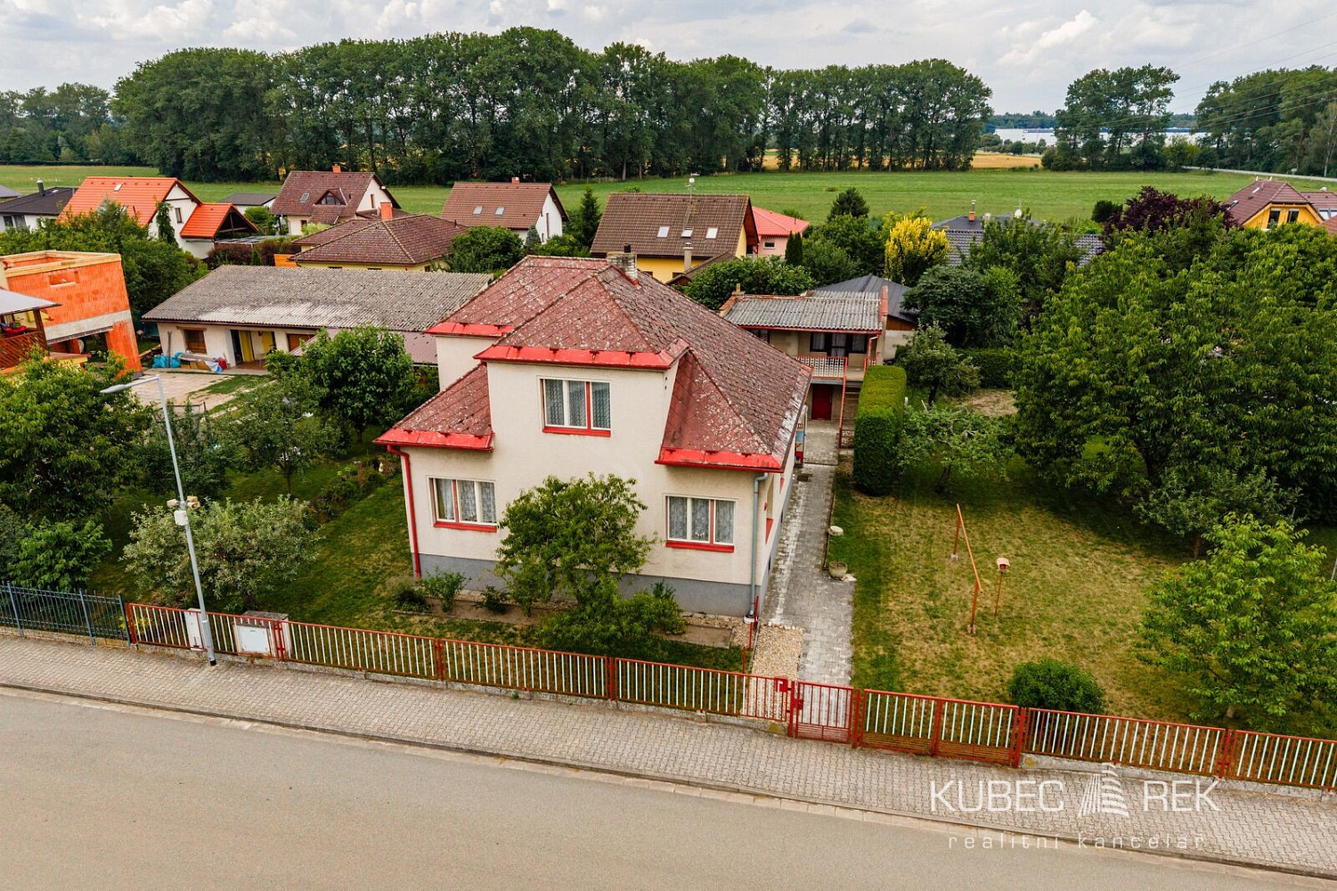 Prodej domu 180 m² s pozemkem 1 000 m², Lípa nad Orlicí