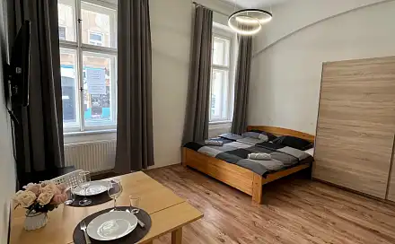 Pronájem bytu 1+kk 31 m², Cimburkova, Praha 3 - Žižkov