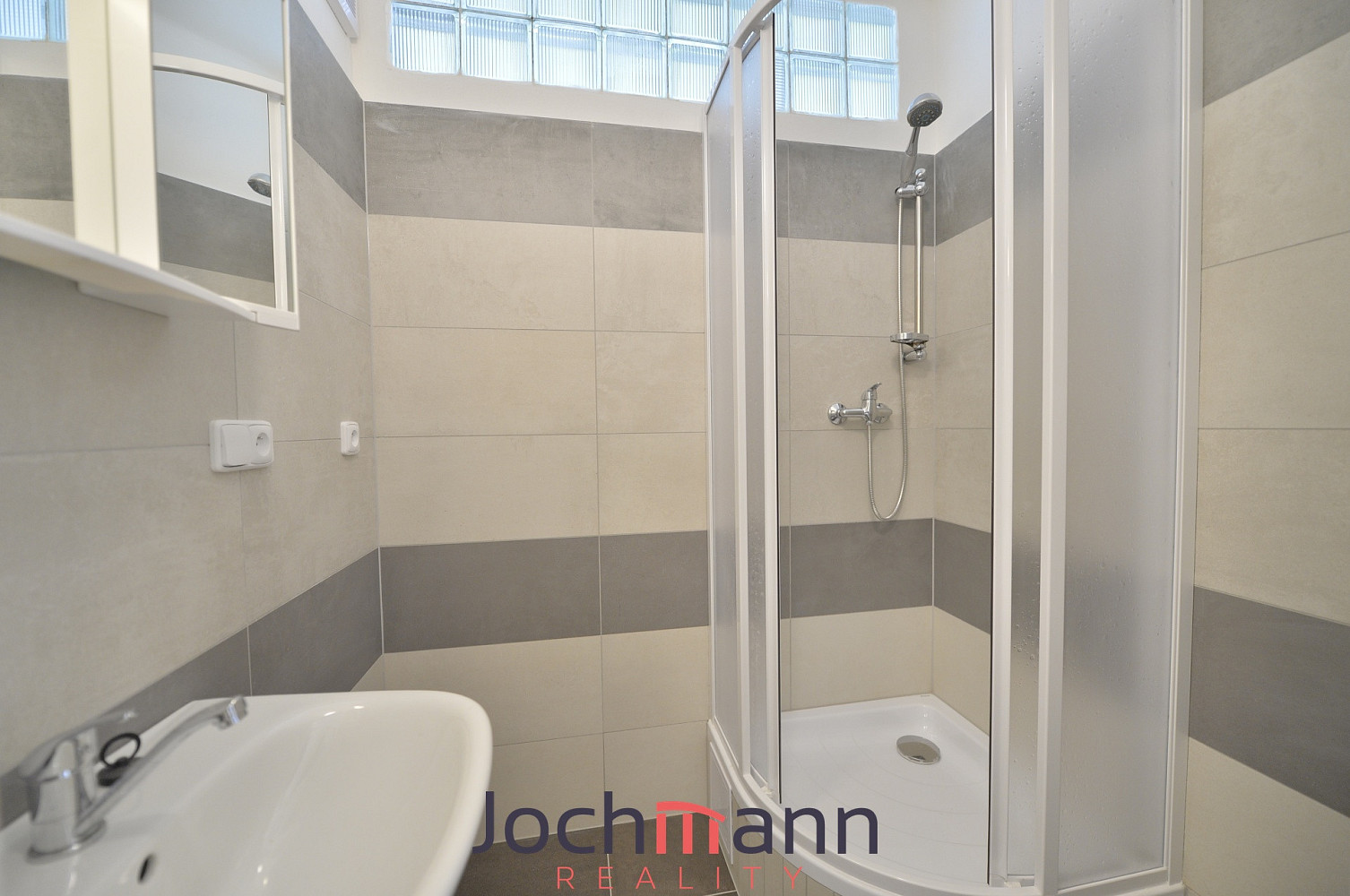 Pronájem bytu 2+1 52 m² – pohled 4