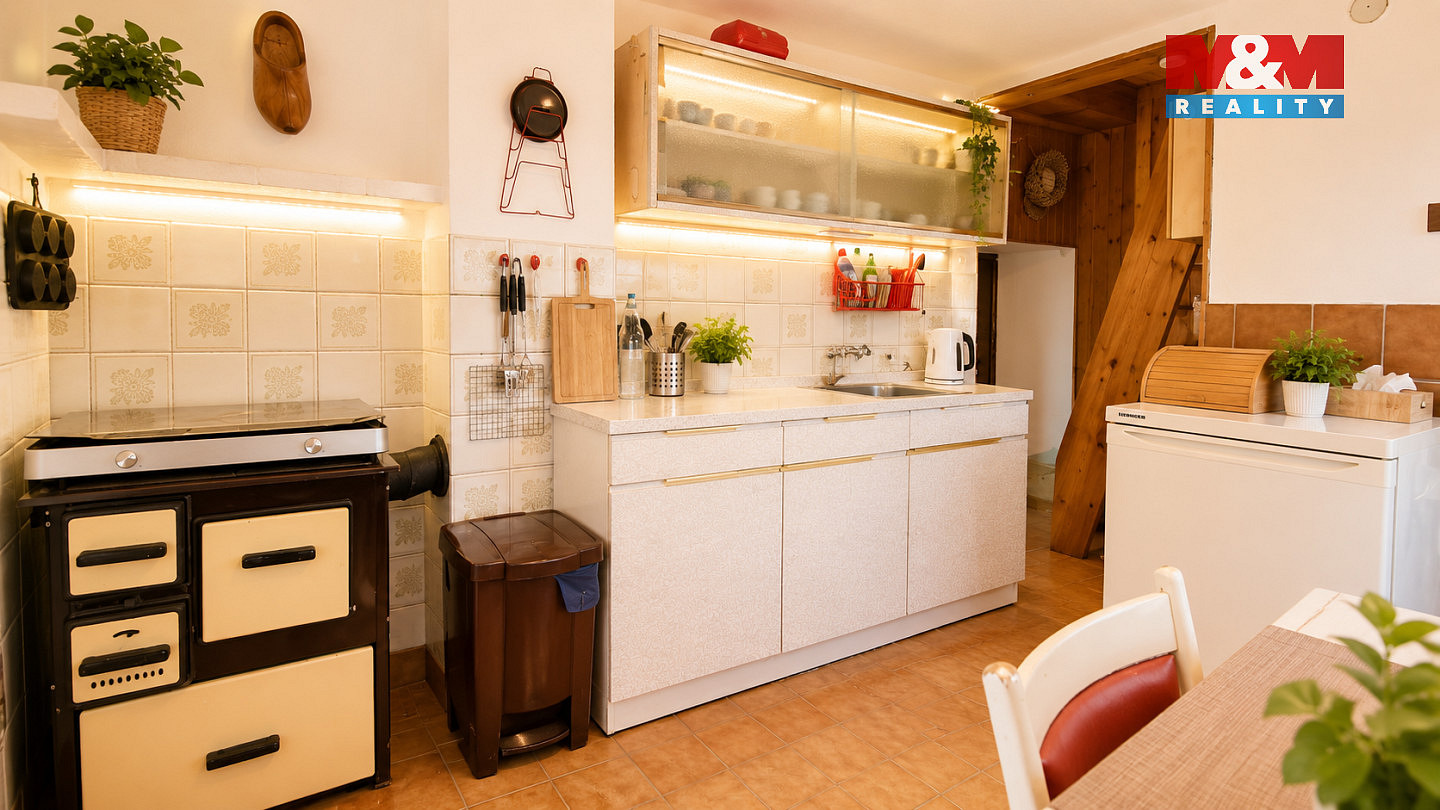 Prodej chaty/chalupy 32 m² s pozemkem 438 m² – fotografie 2
