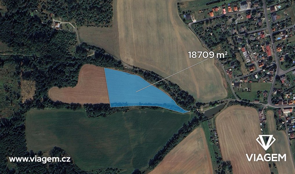 Prodej pole 9 354 m², Blatno – náhled fotky 2