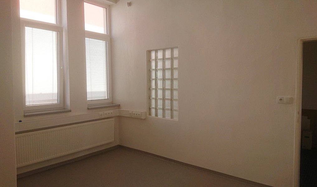 Prodej kanceláře 427 m², Brno – náhled fotky 14