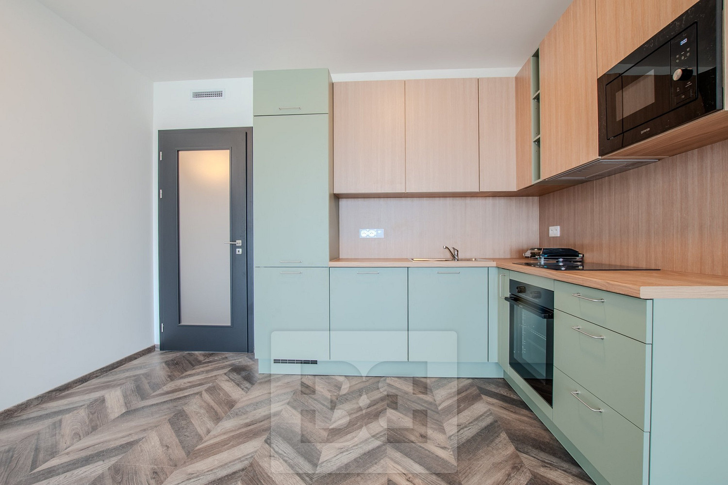 Pronájem bytu 2+kk 56 m² — photo 4