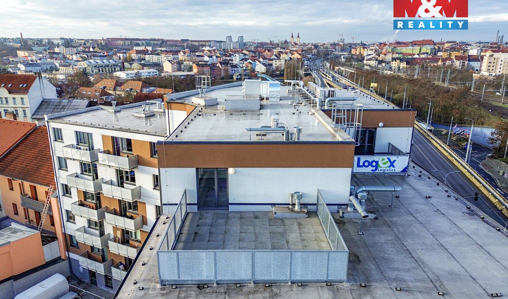 Pronájem bytu 2+kk 78 m², Plzeň – náhled fotky 17