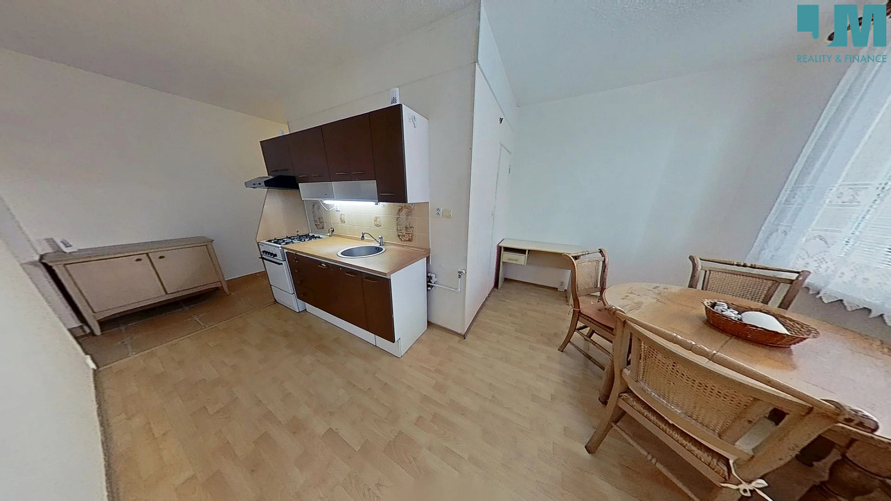 Pronájem bytu 2+1 62 m² – fotografie 3