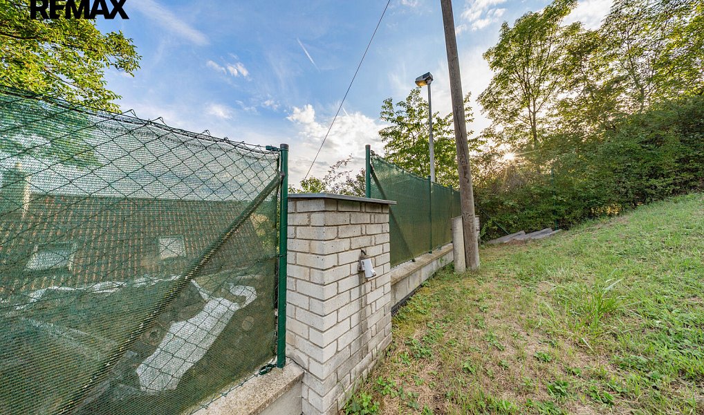 Prodej stavebního pozemku 650 m², Vonoklasy – náhled fotky 9