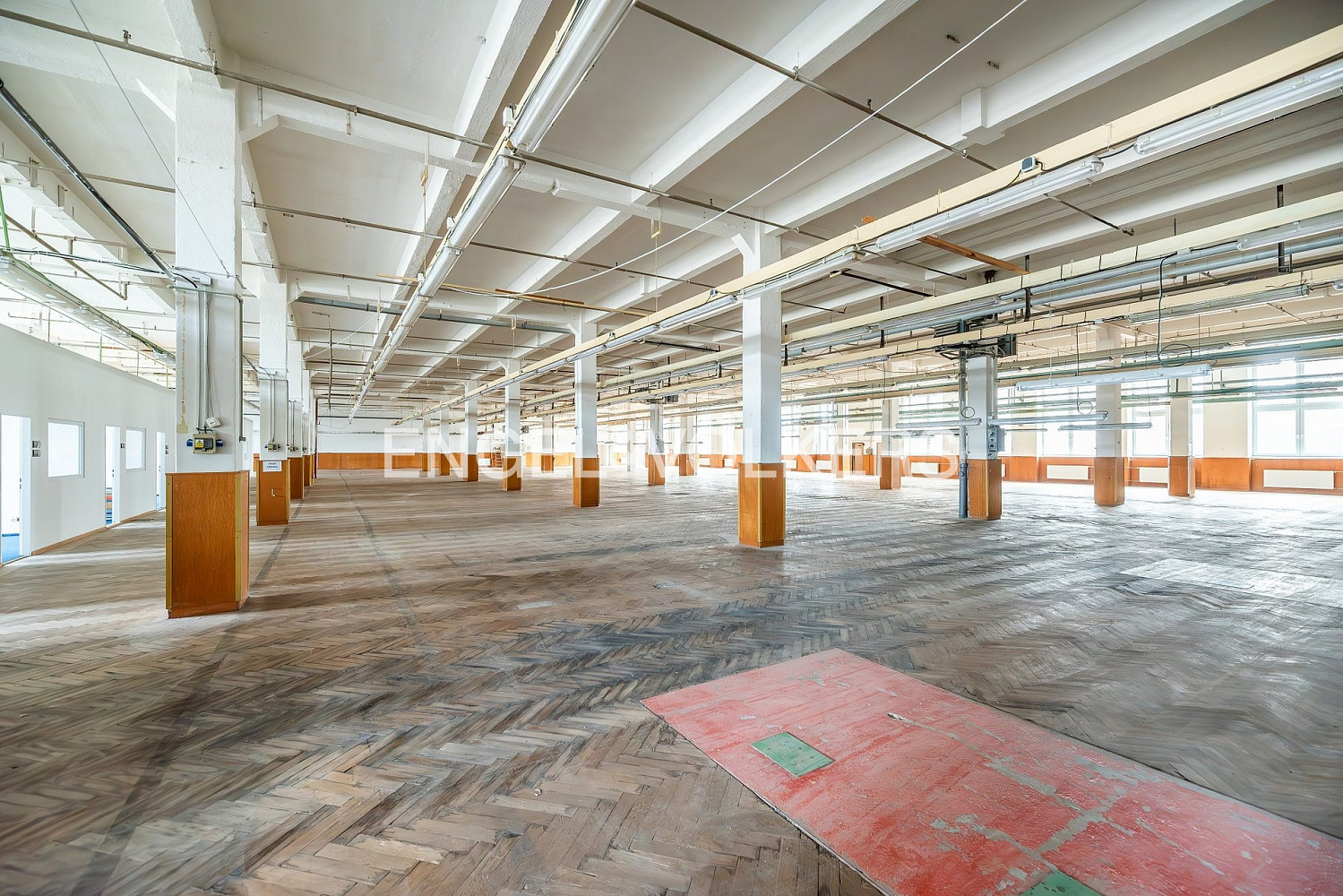 Pronájem skladovacích prostor 8 262 m² – fotografie 3