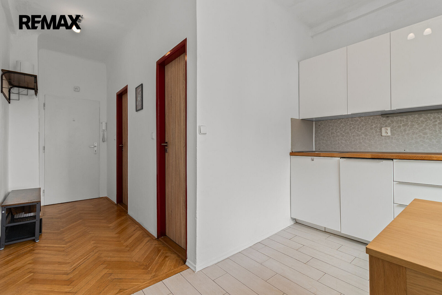 Prodej bytu 1+1 45 m² – fotografie 2