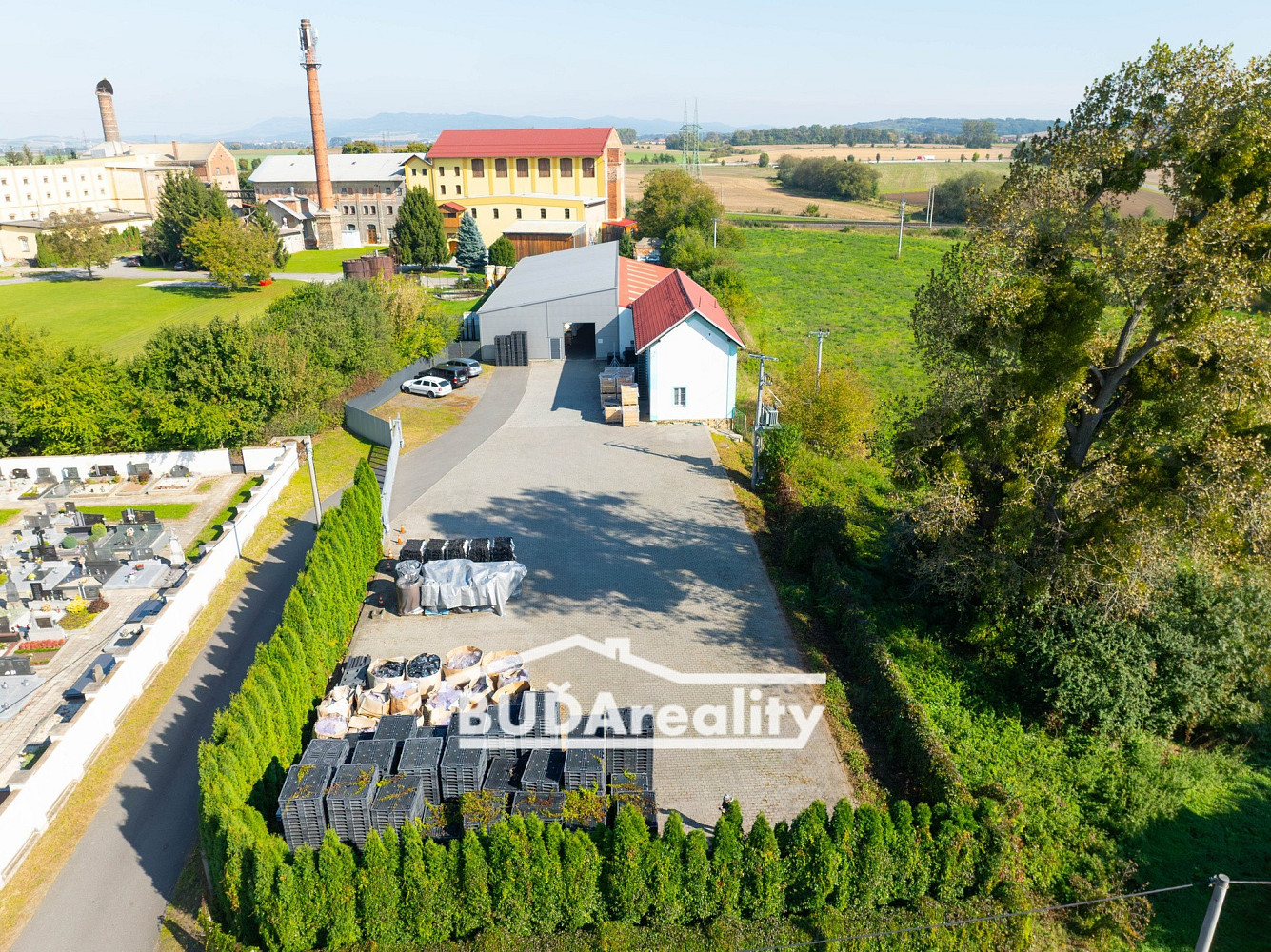 Prodej výrobních prostor 1 100 m²