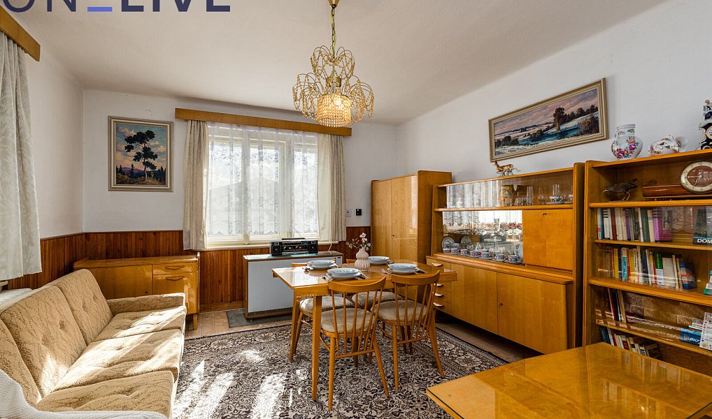 Prodej domu 236 m² s pozemkem 2 225 m², Zahořany – náhled fotky 7