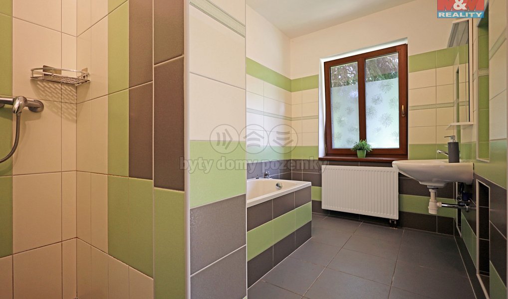 Prodej ubytovacího objektu 200 m², Merklín – náhled fotky 2