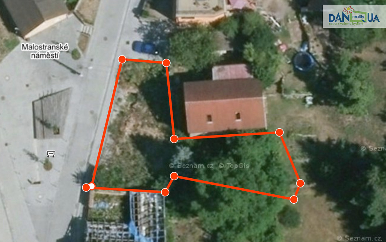 Prodej stavebního pozemku 382 m²