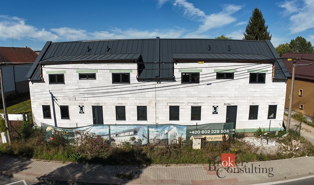 Prodej domu 165 m² s pozemkem 349 m², Zruč-Senec – náhled fotky 6