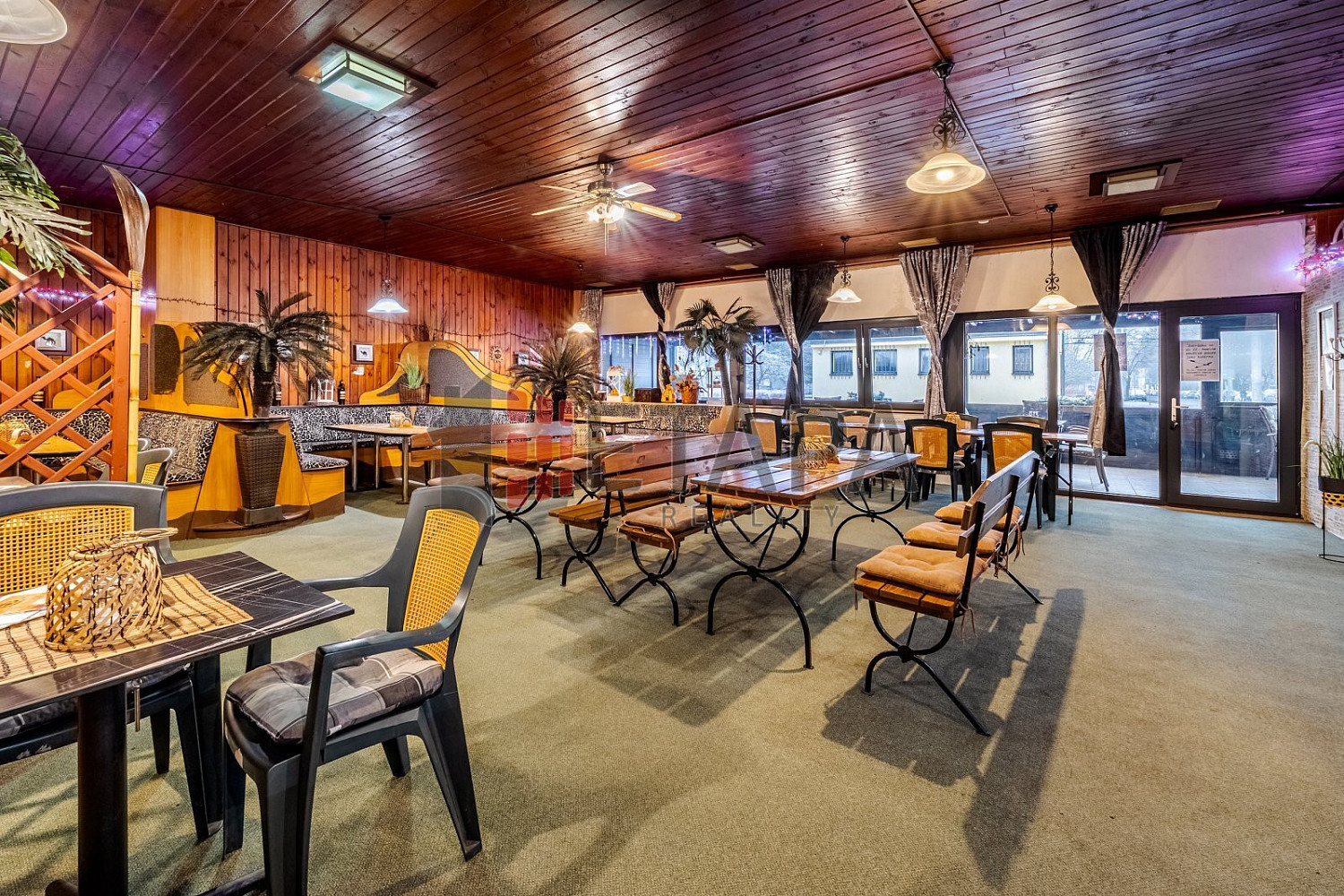 Prodej restaurace 390 m² — photo 3