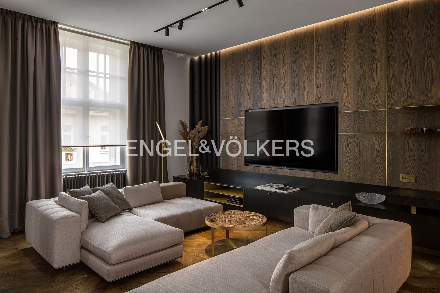 Pronájem bytu 3+kk 102 m²