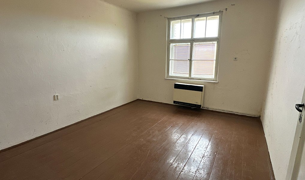 Prodej bytu 1+1 46 m², Planá – náhled fotky 17