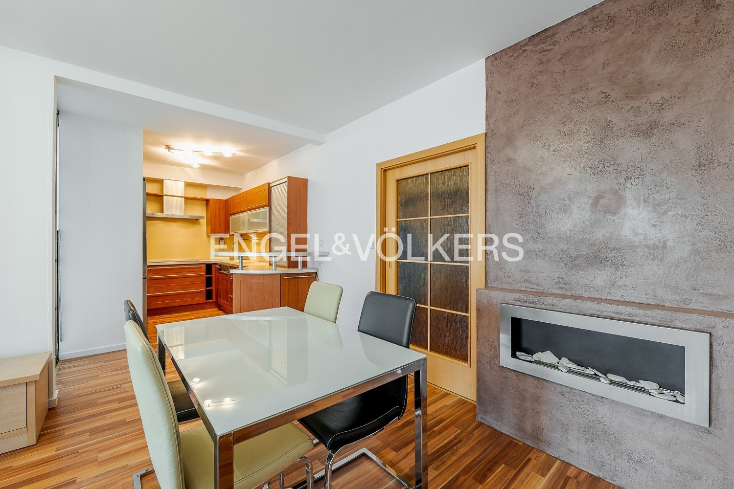 Pronájem bytu 3+kk 82 m² — photo 4