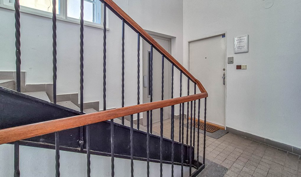 Pronájem kanceláře 112 m², Praha – náhled fotky 12