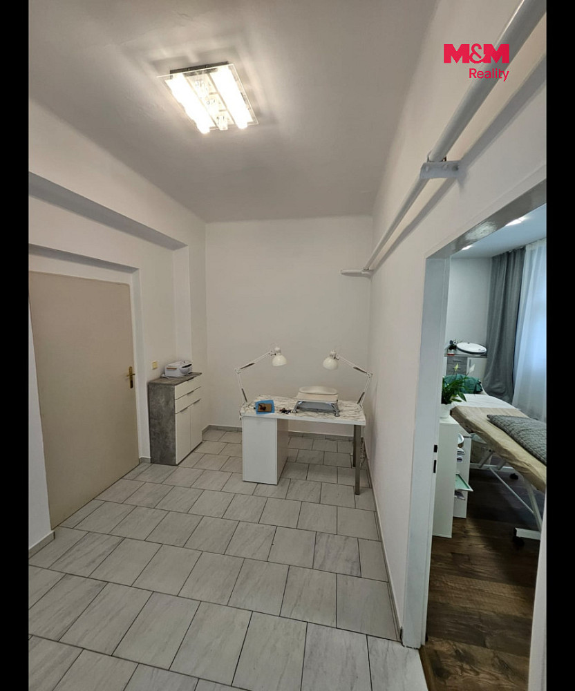 Pronájem obchodních prostor 35 m² – fotografie 5
