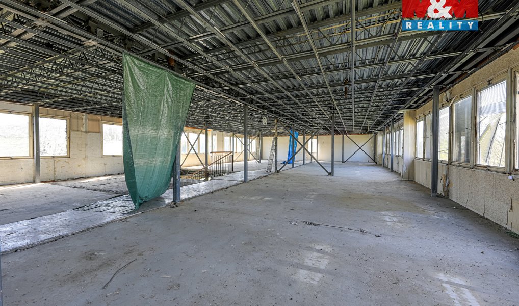Pronájem obchodních prostor 700 m², Stříbro – náhled fotky 12
