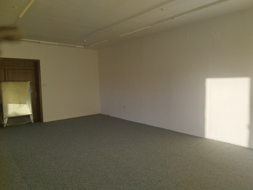 Pronájem kanceláře 40 m² – fotografie 4