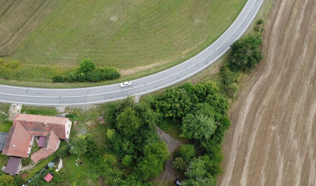 Prodej stavebního pozemku 687 m², Skuteč – náhled fotky 2