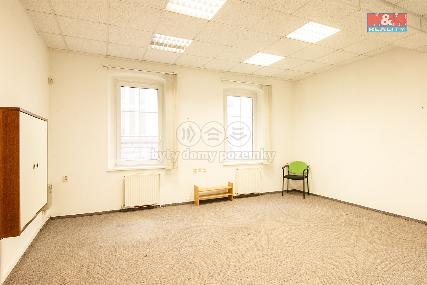 Pronájem kanceláře 30 m² — photo 2