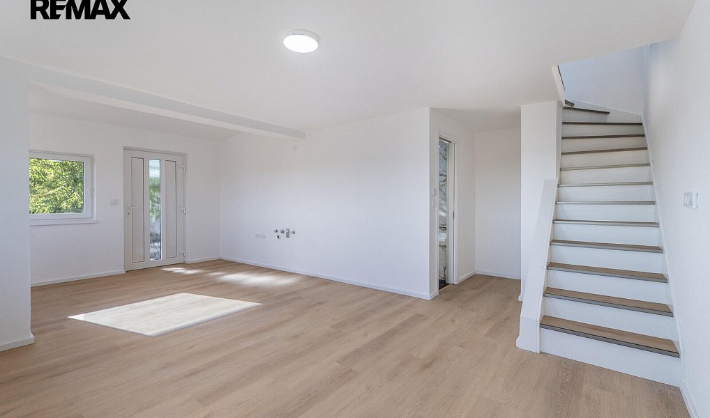 Prodej domu 87 m² s pozemkem 292 m², Praha – náhled fotky 9