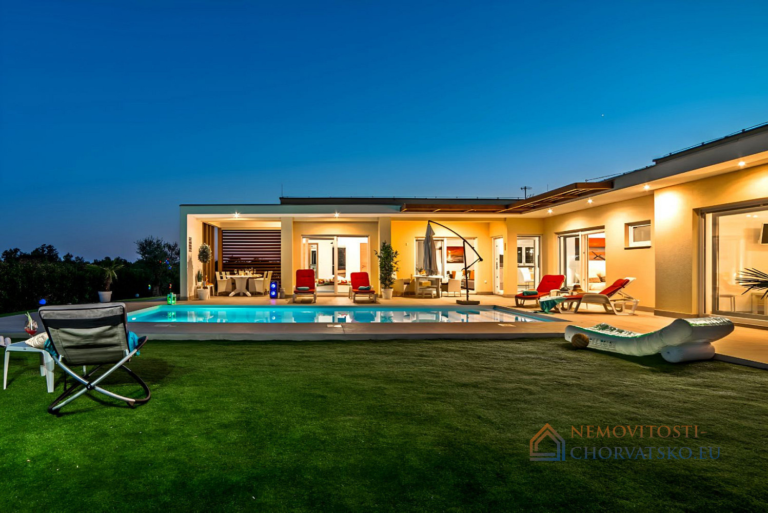 Prodej domu 181 m² s pozemkem 948 m² - Vista 5
