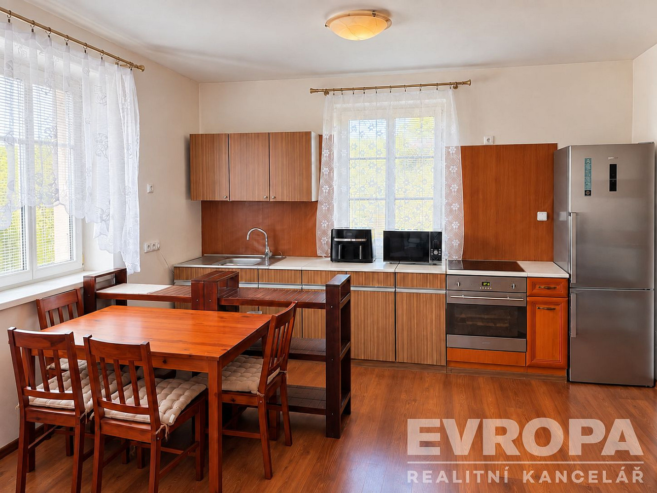 Prodej domu 138 m² s pozemkem 812 m² – fotografie 5