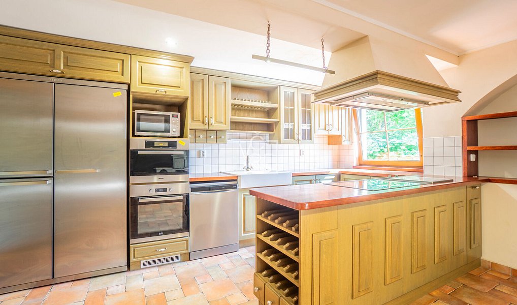 Prodej domu 260 m² s pozemkem 1 754 m², Mělník – náhled fotky 10