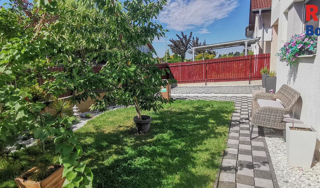 Prodej domu 184 m² s pozemkem 283 m², Praha – náhled fotky 22