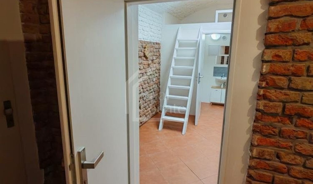 Pronájem bytu atypického 17 m², Praha – náhled fotky 7