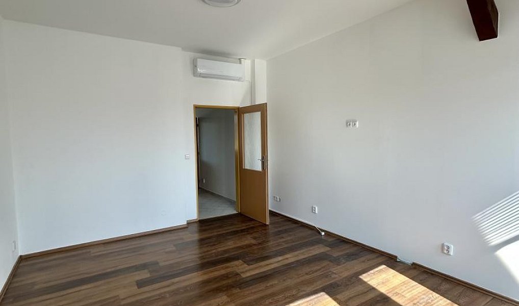 Pronájem bytu 2+1 63 m², Teplice – náhled fotky 7