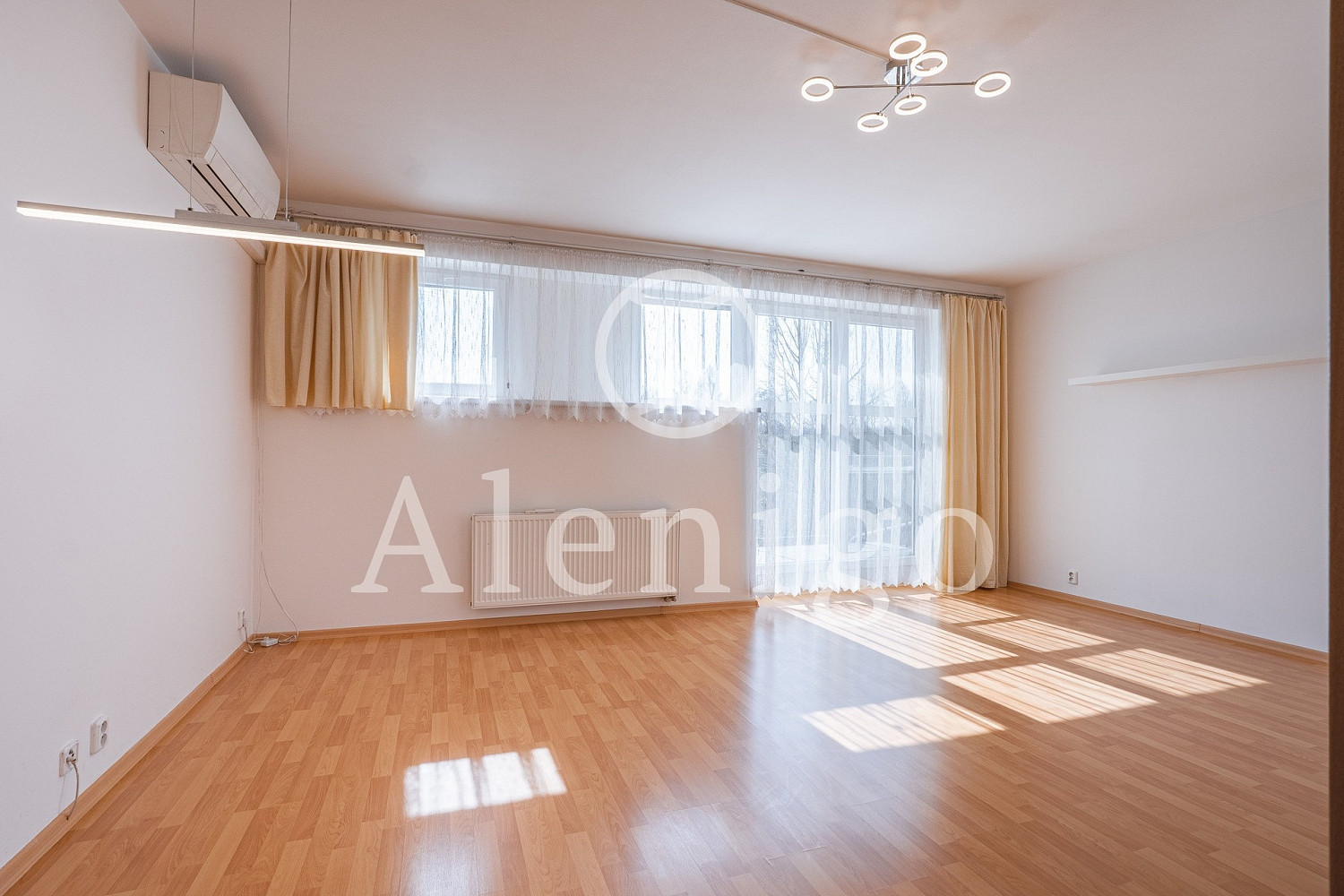 Prodej bytu 3+kk 72 m² - Widok 2