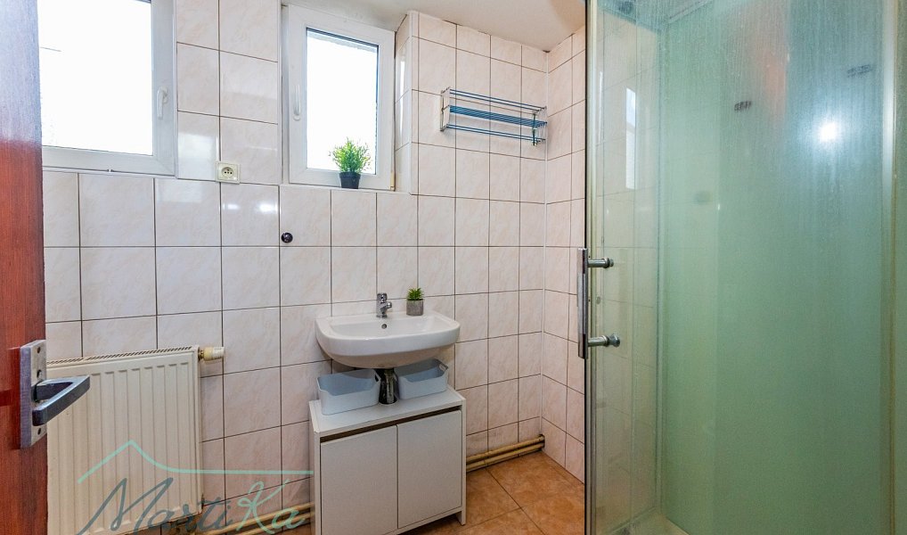 Prodej nájemního domu, činžáku 290 m², Mokrovraty – náhled fotky 4