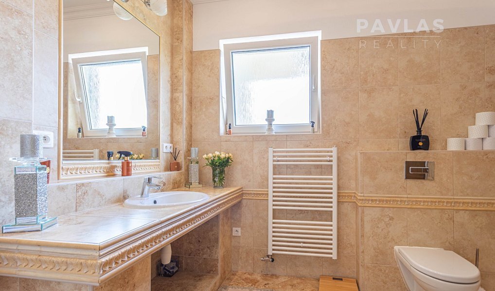 Prodej domu 233 m² s pozemkem 678 m², Jindřichův Hradec – náhled fotky 21