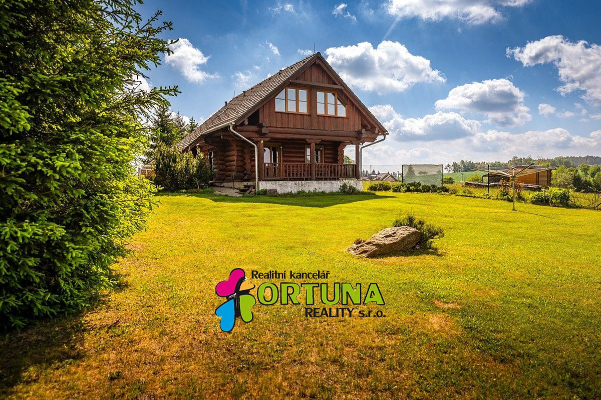 Prodej domu 115 m² s pozemkem 2 247 m²