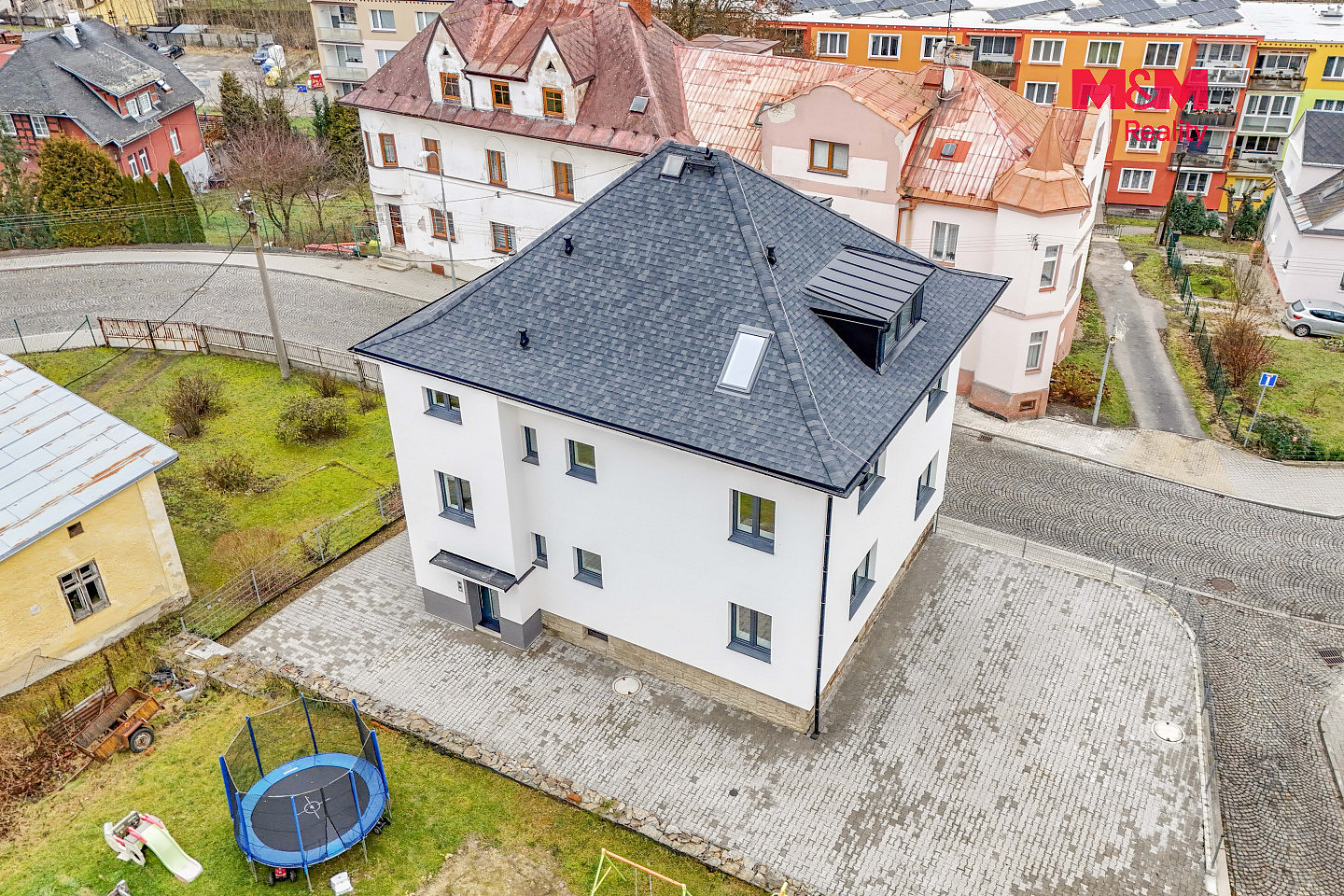 Prodej domu 218 m² s pozemkem 334 m² – fotografie 5
