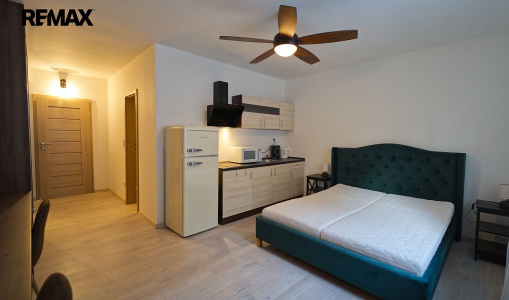 Prodej ubytovacího objektu 1 978 m², Jeseník – náhled fotky 11