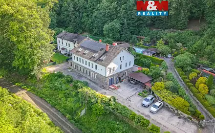 Prodej domu 746 m² s pozemkem 1 764 m², Revoluční, Loket, okres Sokolov